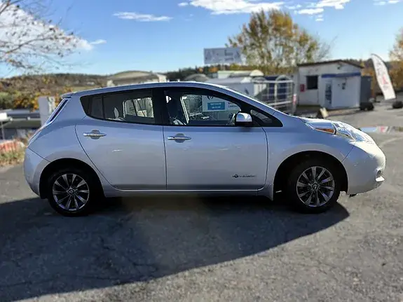 Nissan Leaf 2017 photo 3