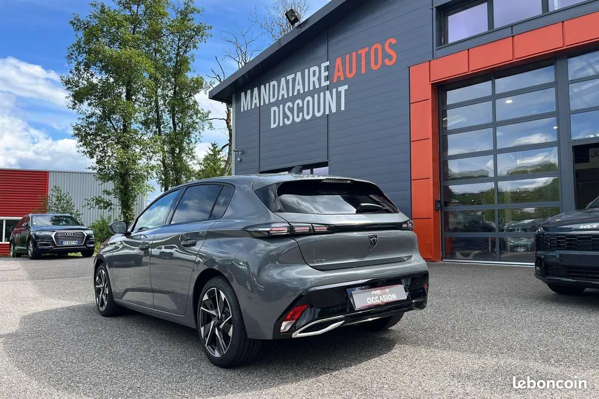 Peugeot 308 2025 photo 2
