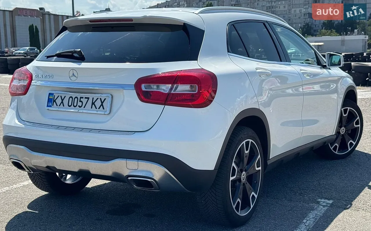 Mercedes-Benz Gla Class 2018 photo 4