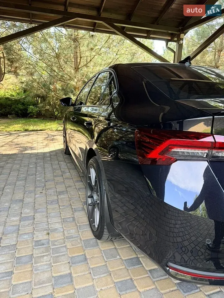 Skoda Octavia 2024 photo 3
