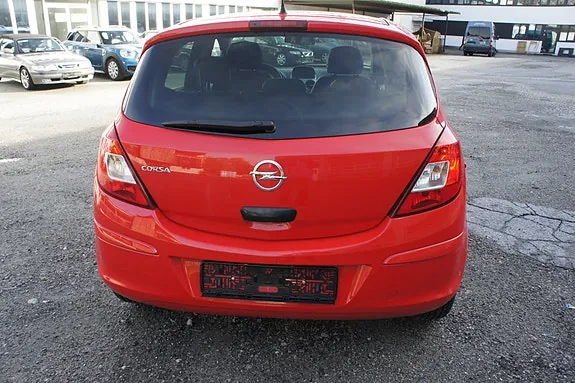 Opel Corsa 2012 photo 4