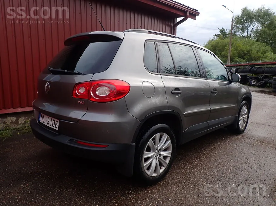 Volkswagen Tiguan 2009 photo 2
