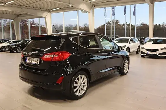 Ford Fiesta 2018 photo 2