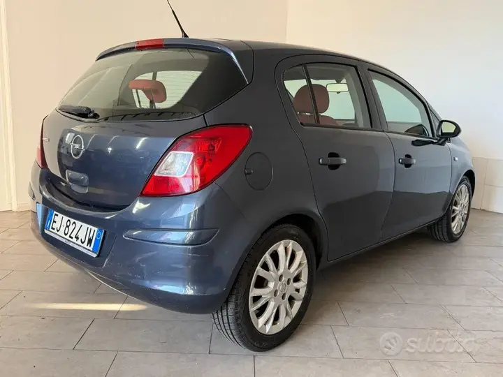 Opel Corsa 2011 photo 4