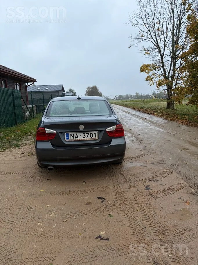 BMW 320 2006 photo 3