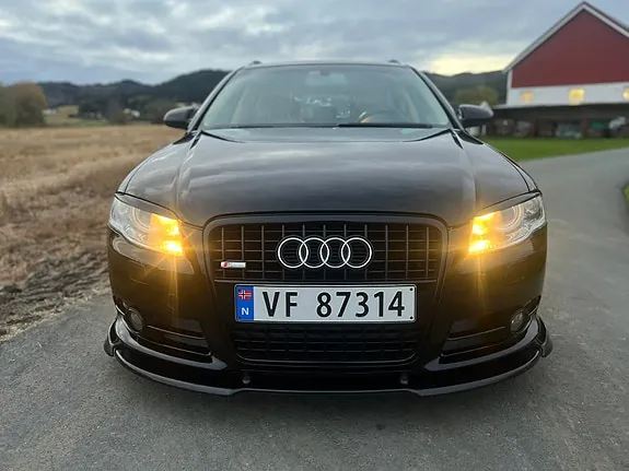 Audi A4 2007 photo 2