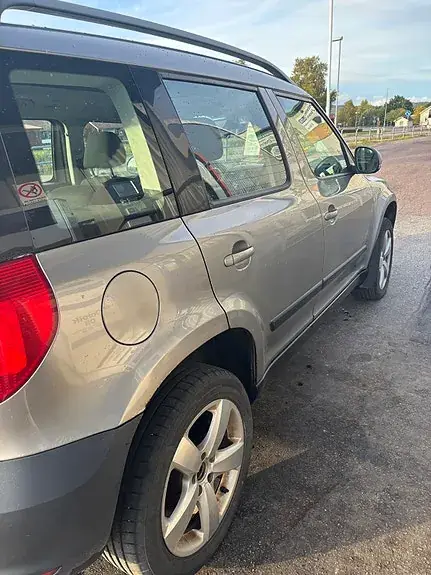 Skoda Yeti 2010 photo 4