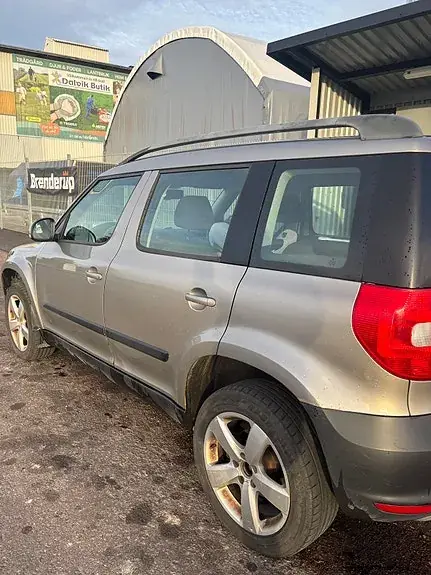 Skoda Yeti 2010 photo 2