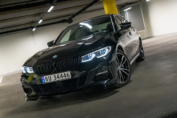 BMW 330E 2022 photo 3