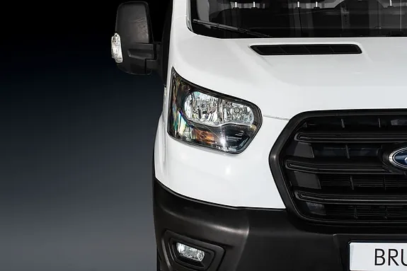 Ford Transit 2025 photo 4