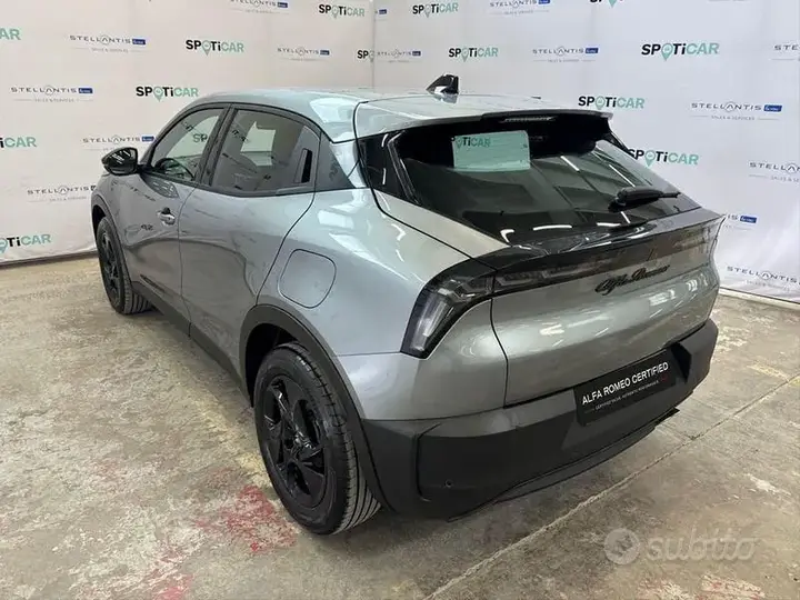 Alfa Romeo Junior 2025 photo 3