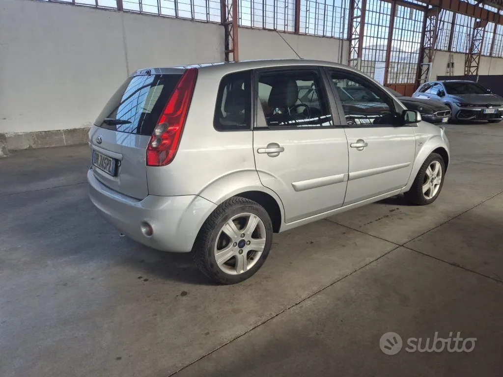 Ford Fiesta 2008 photo 5