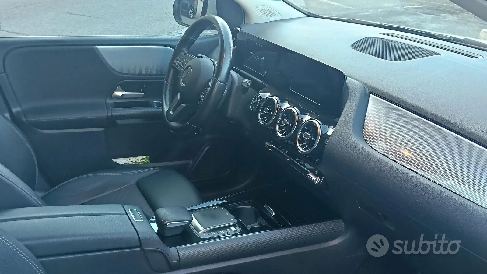 Mercedes-Benz B-Class 2020 photo 5