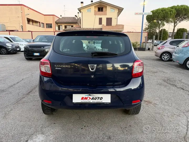 Dacia Sandero 2013 photo 4