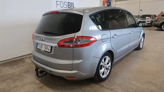 Ford S-Max 2013 photo 4