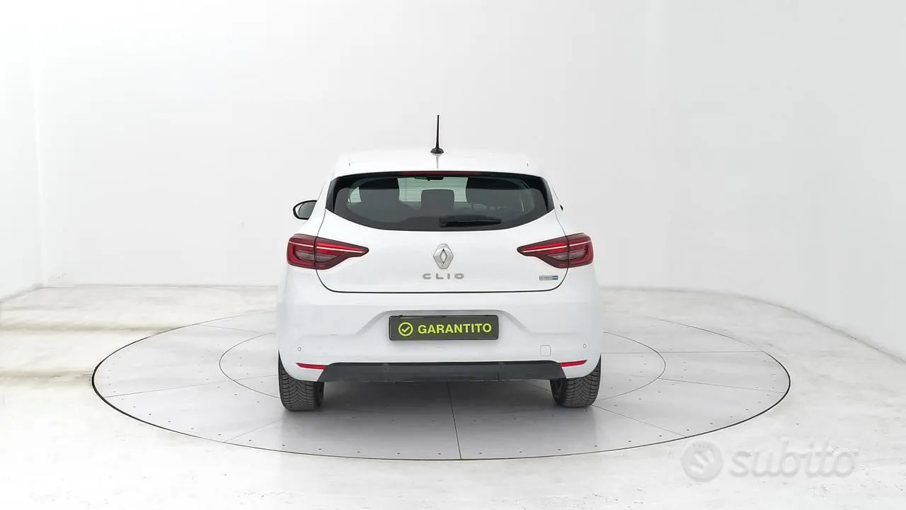 Renault Clio 2022 photo 4