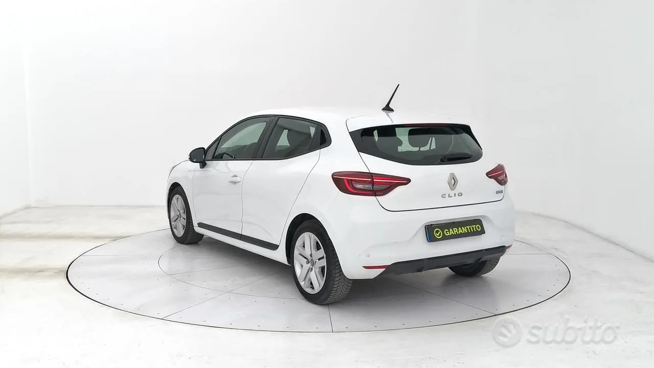 Renault Clio 2022 photo 3