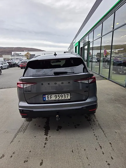 Skoda Enyaq 2023 photo 2