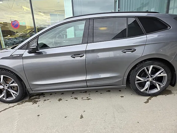 Skoda Enyaq 2023 photo 5