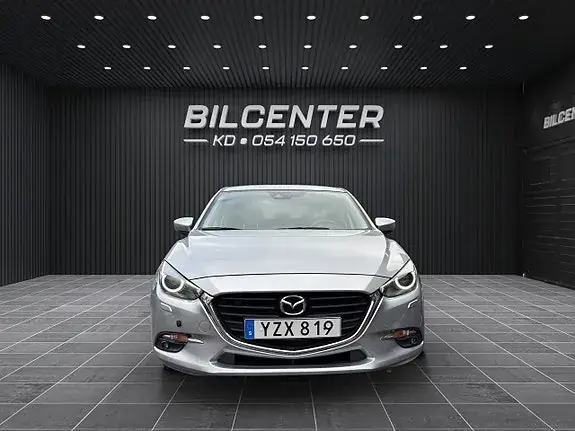 Mazda 3 2017 photo 2
