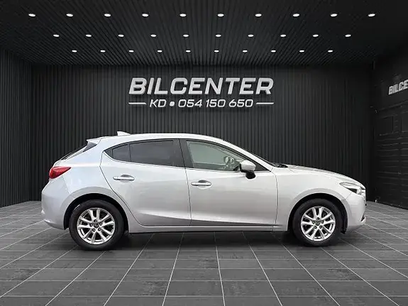 Mazda 3 2017 photo 4