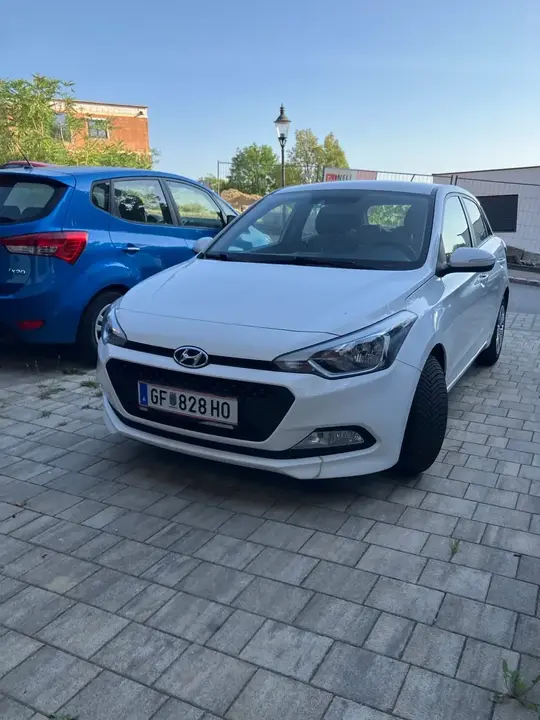 Hyundai I20 2016 photo 2