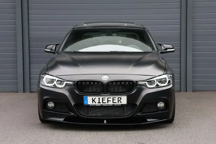 BMW 330I 2018 photo 2