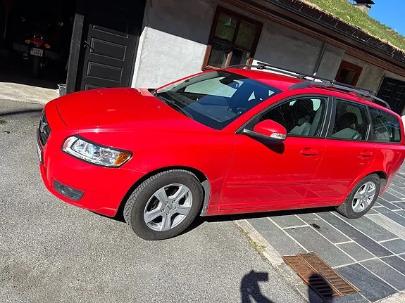 Volvo V50 2010 photo 3