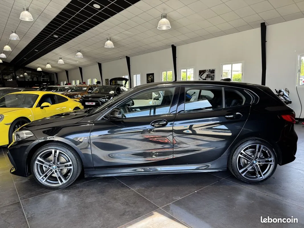 BMW 1 Series 2023 photo 3