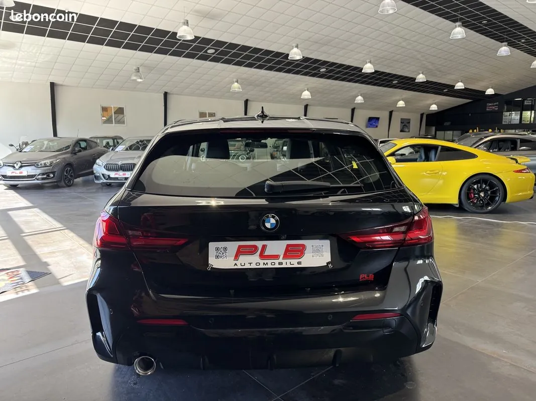 BMW 1 Series 2023 photo 5