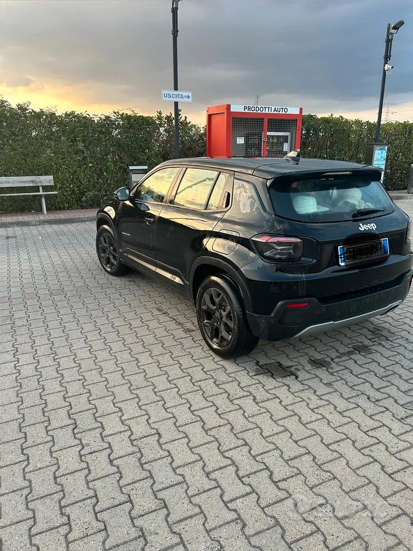 Jeep Avenger 2024 photo 2