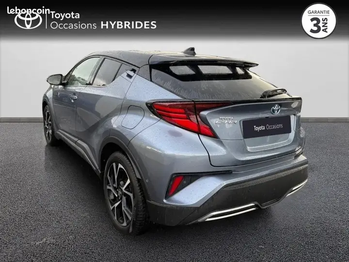 Toyota C-Hr 2020 photo 2