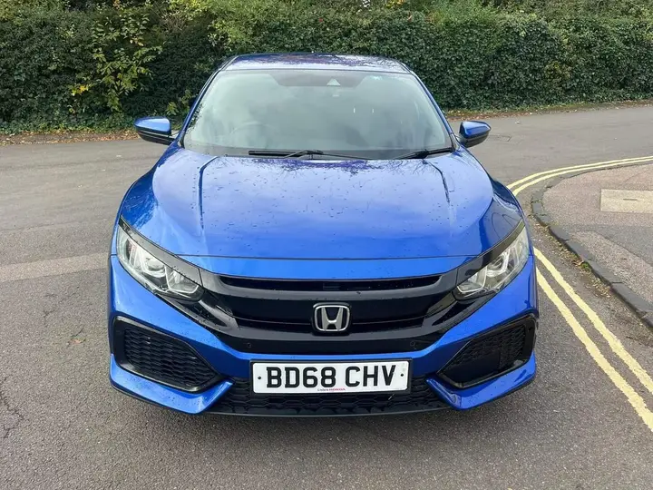 Honda Civic 2018 photo 2
