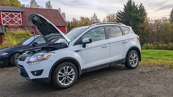 Ford Kuga 2011 photo 3