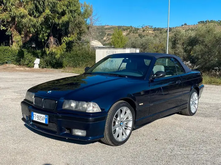 BMW 320I