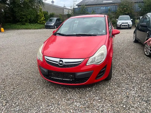 Opel Corsa 2011 photo 2