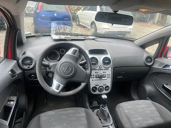 Opel Corsa 2011 photo 5