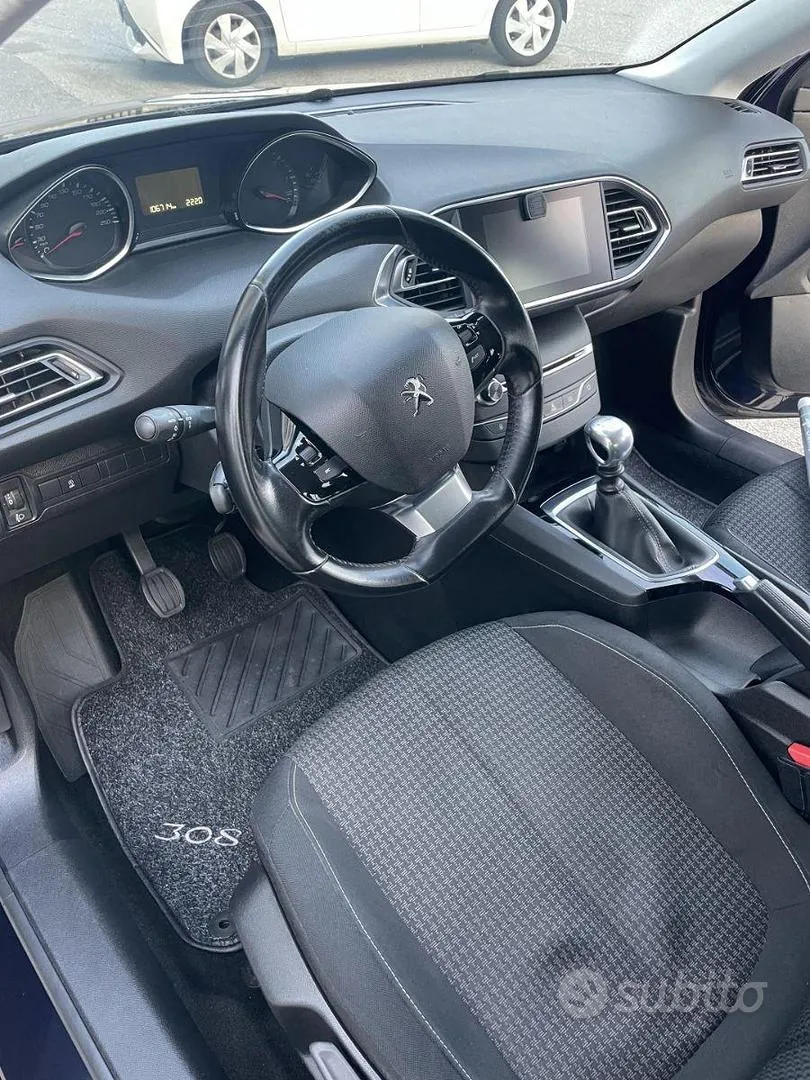 Peugeot 308 2018 photo 4