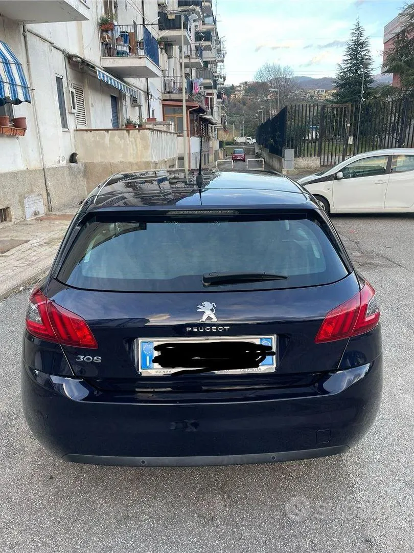 Peugeot 308 2018 photo 2