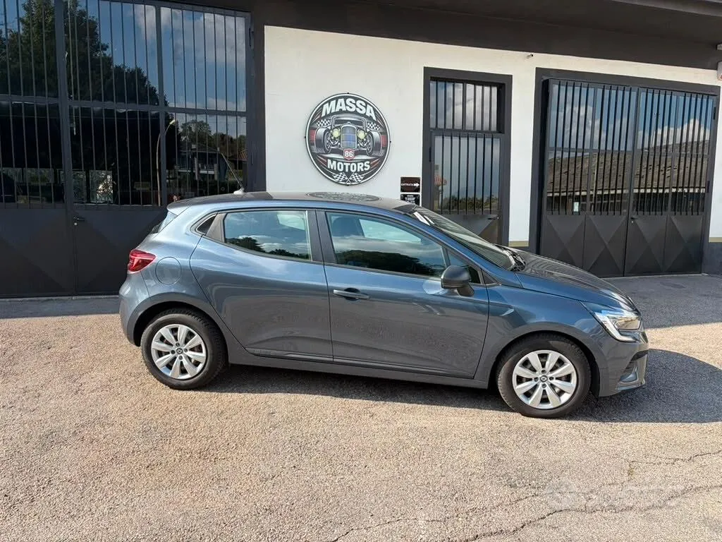 Renault Clio 2023 photo 4