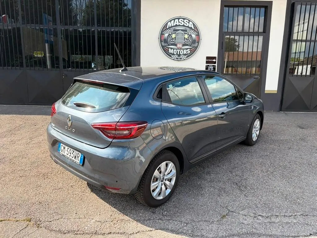 Renault Clio 2023 photo 5