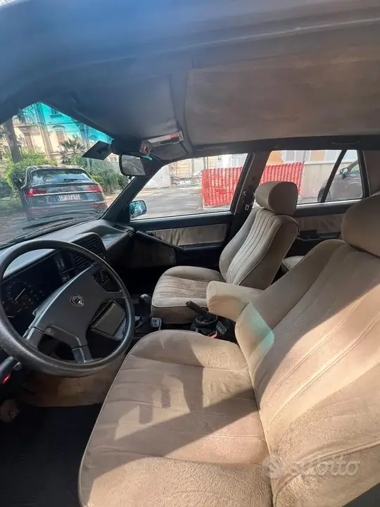 Lancia Thema 1988 photo 3