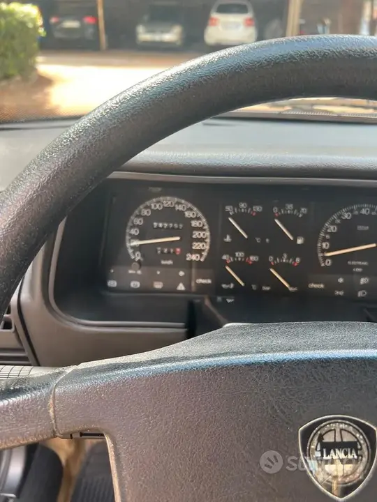 Lancia Thema 1988 photo 5