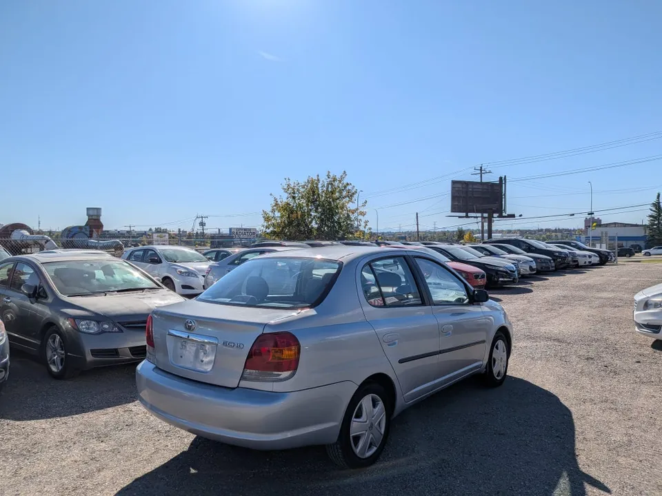 Toyota Echo 2003 photo 4