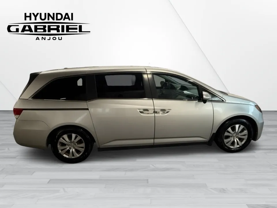 Honda Odyssey 2015 photo 4