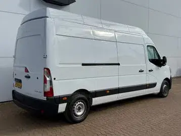 Renault Master 2024 photo 2