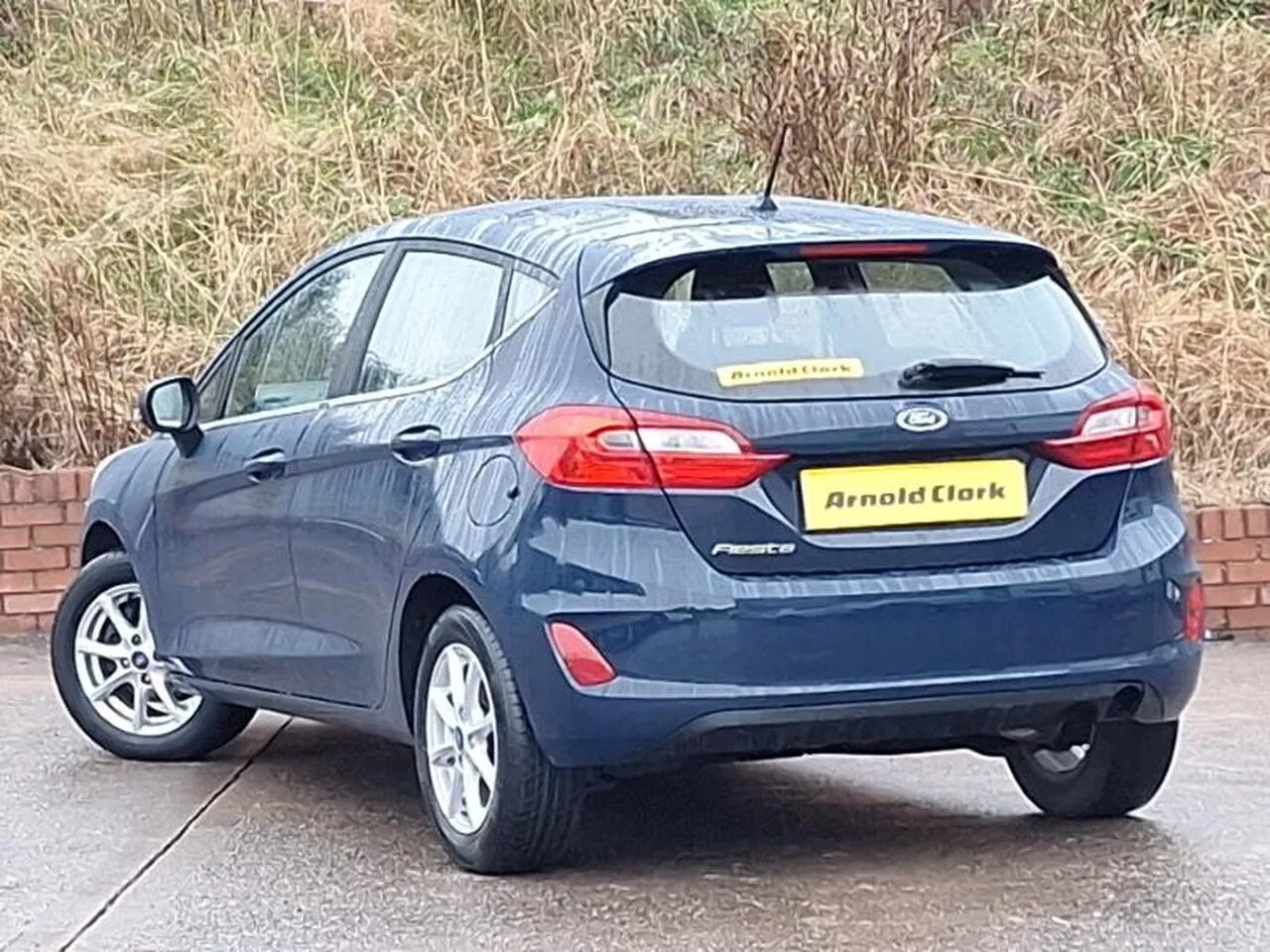 Ford Fiesta 2018 photo 2