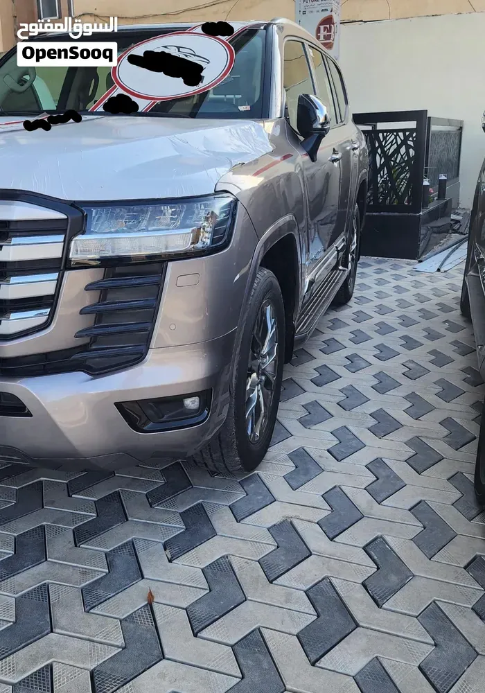 Toyota Land Cruiser 2024 photo 2