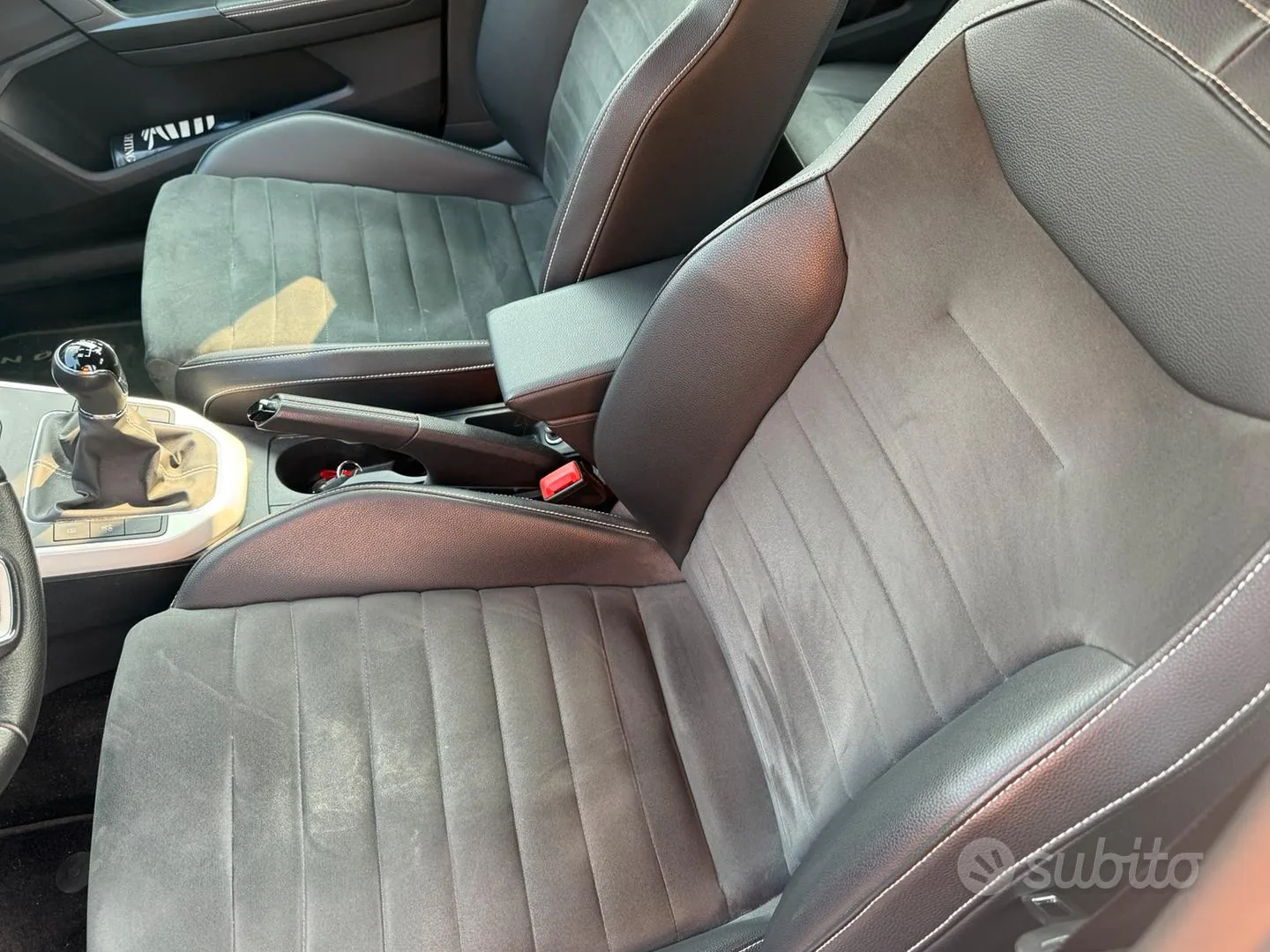 Seat Arona 2019 photo 4