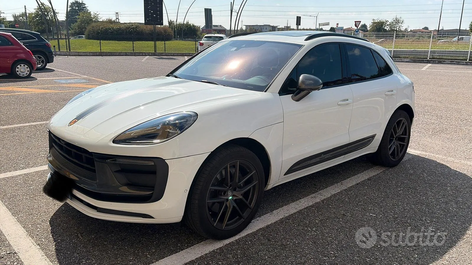 Porsche Macan 2024 photo 2